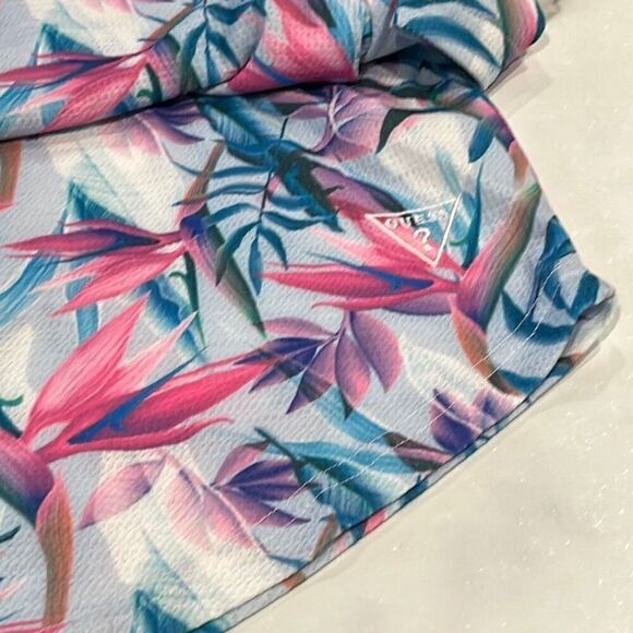 NWT Guess “Birds of Paradise” Floral T Shirt Mens XL - Picture 7 of 12